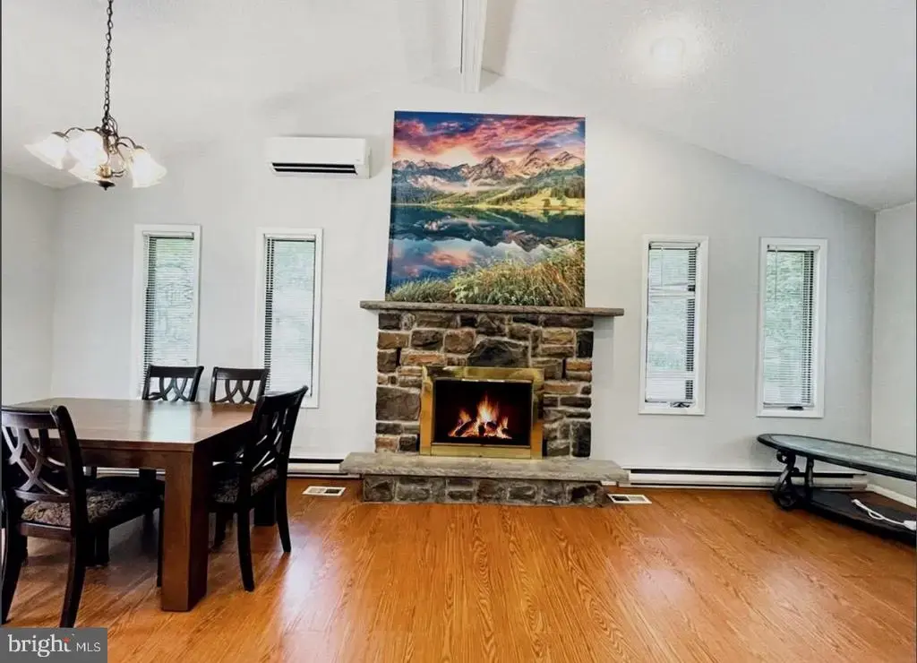 65 Livingston Ln, GOULDSBORO