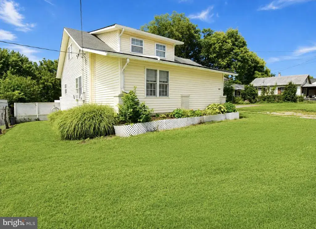 1077 Carpers Dr, WINCHESTER