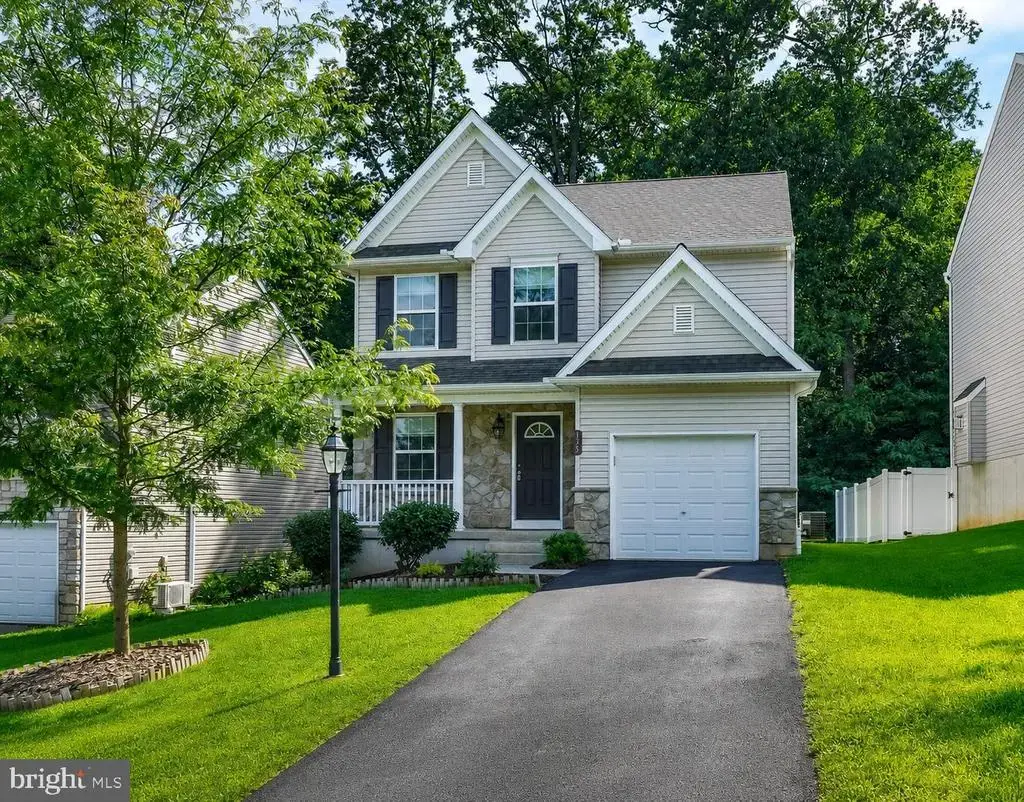 135 Sunbury Way, RED LION
