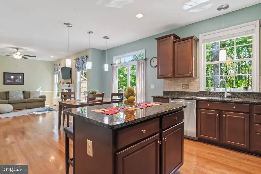 816 Shetland Way, CULPEPER
