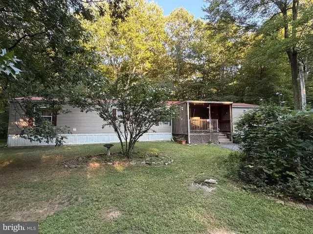 21 Rocky Ln, Mertztown