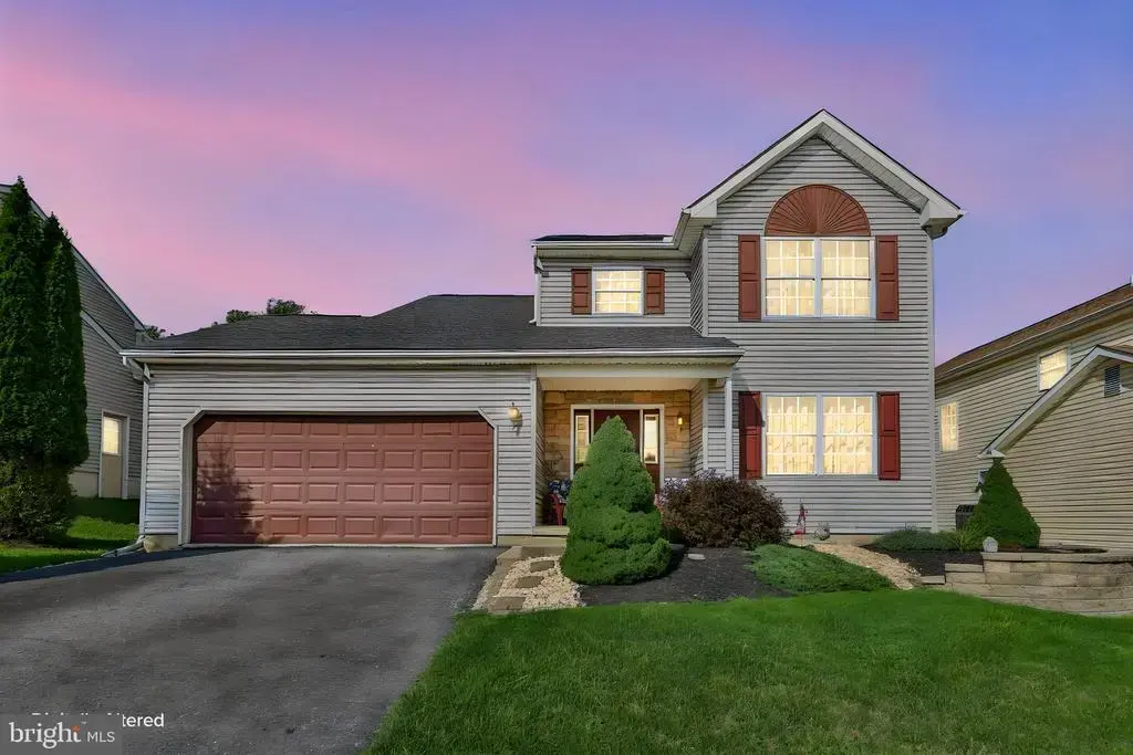 5016 Foxrun Ln, WHITEHALL