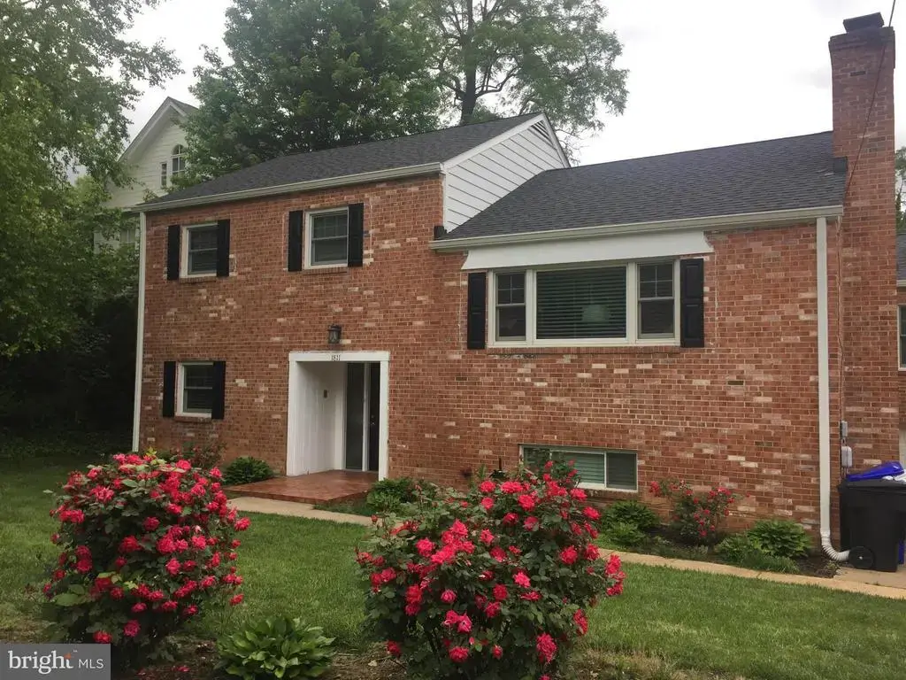 1811 N Randolph St, ARLINGTON