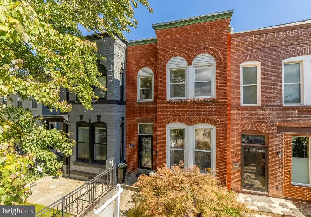 1027 7th St Ne, WASHINGTON
