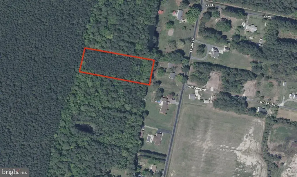 Laurie Ln, WOOLFORD