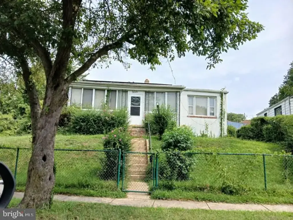 4900 Leroy Gorham Dr, CAPITOL HEIGHTS