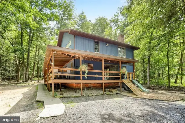 555 Concord Dr, Ickesburg