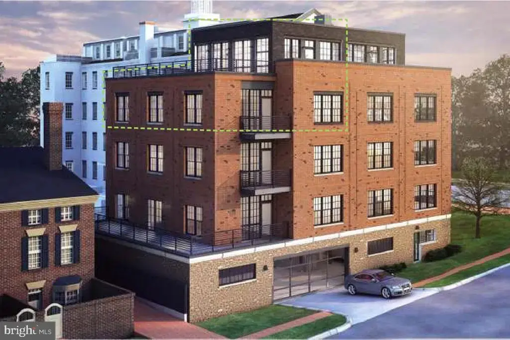 521 N Washington St #302, ALEXANDRIA