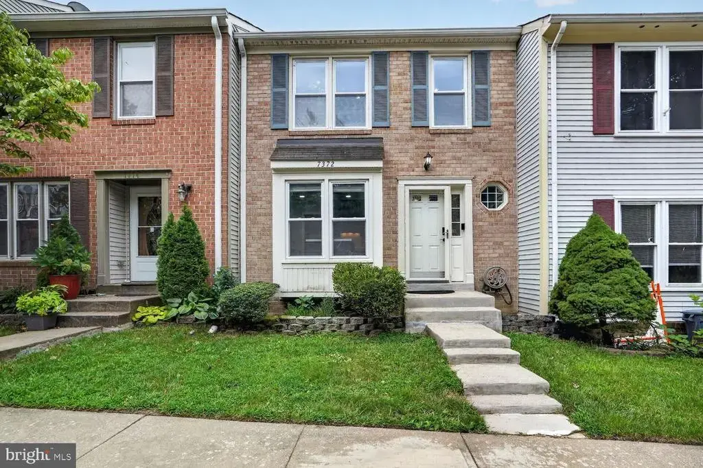 7372 Stream Way, SPRINGFIELD