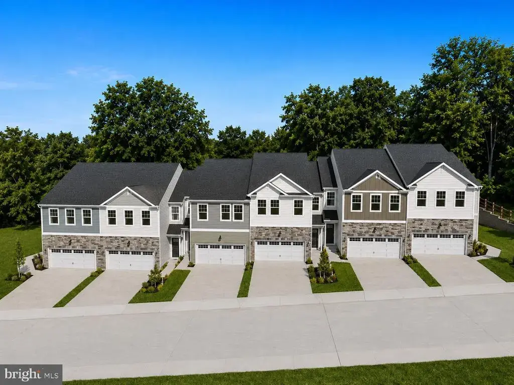 6052 Freestone Blvd, MIDDLETOWN