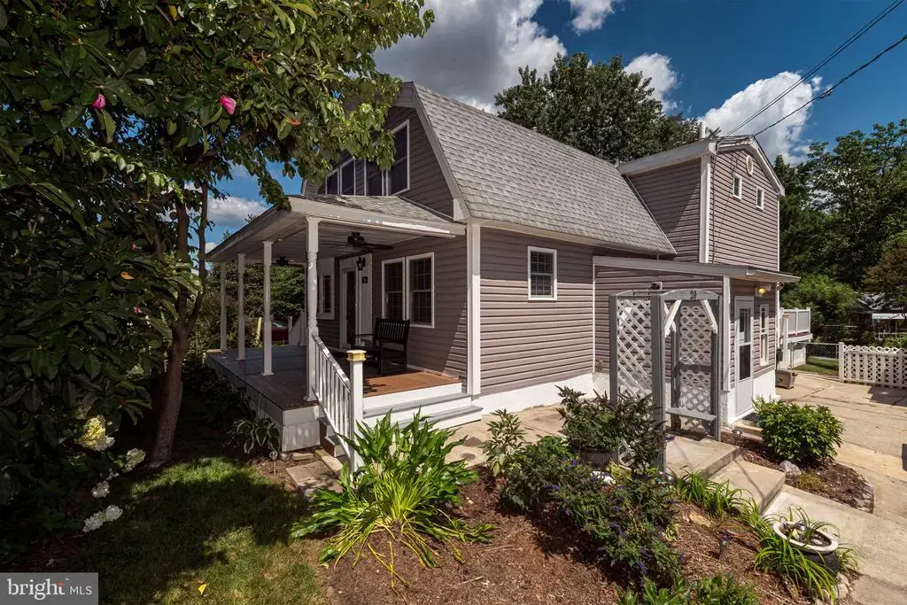 20 Meadow Rd, NEW CASTLE