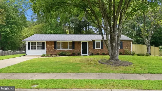 151 Winewood Dr, Locust Grove