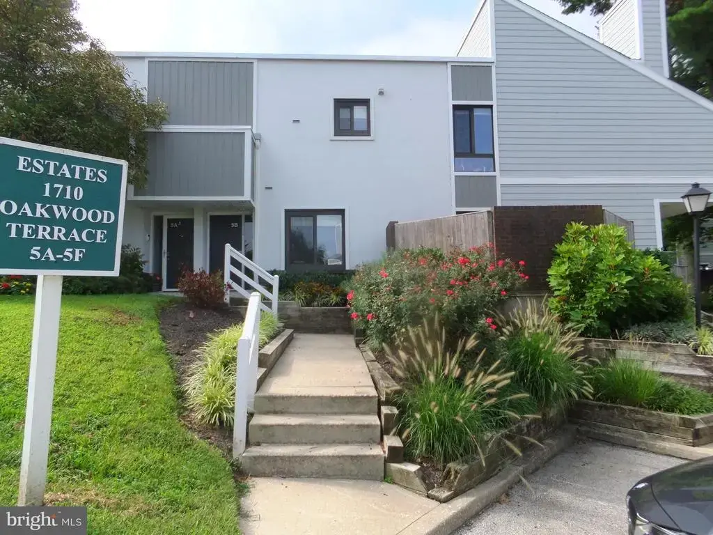 1710 Oakwood Ter #5b, PENN VALLEY
