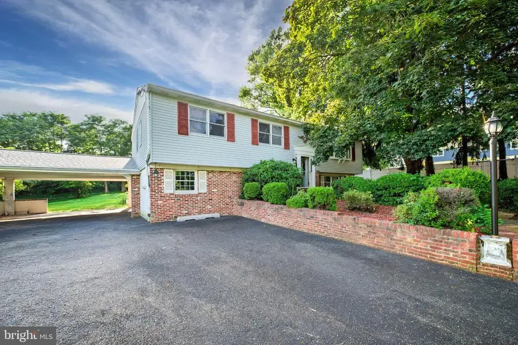 1038 Phoenixville Pike, WEST CHESTER