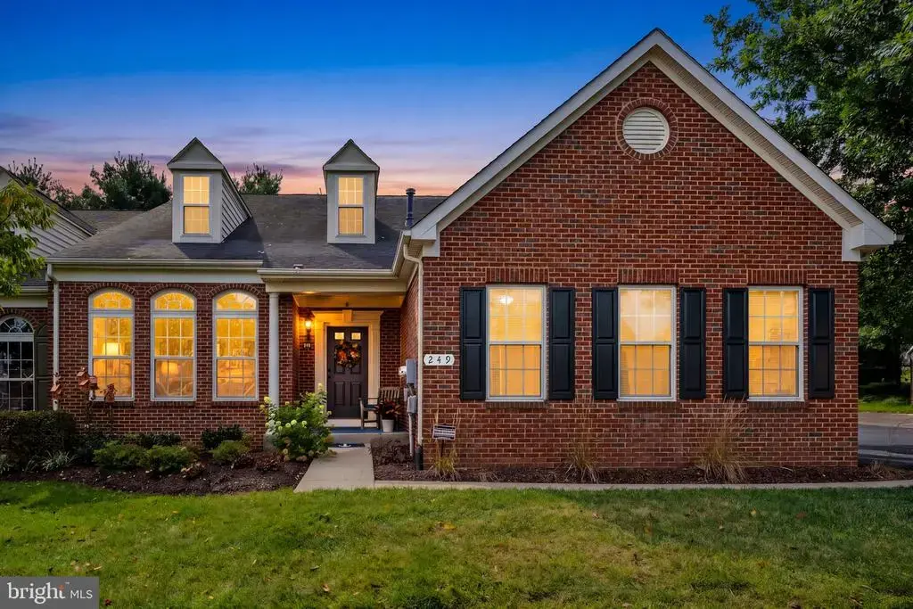 249 Sapphire Ct, WARRENTON