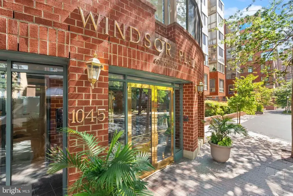 1045 N Utah St #2-106, ARLINGTON