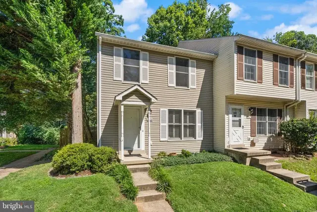 7600 Wood Mist Ln, Falls Church
