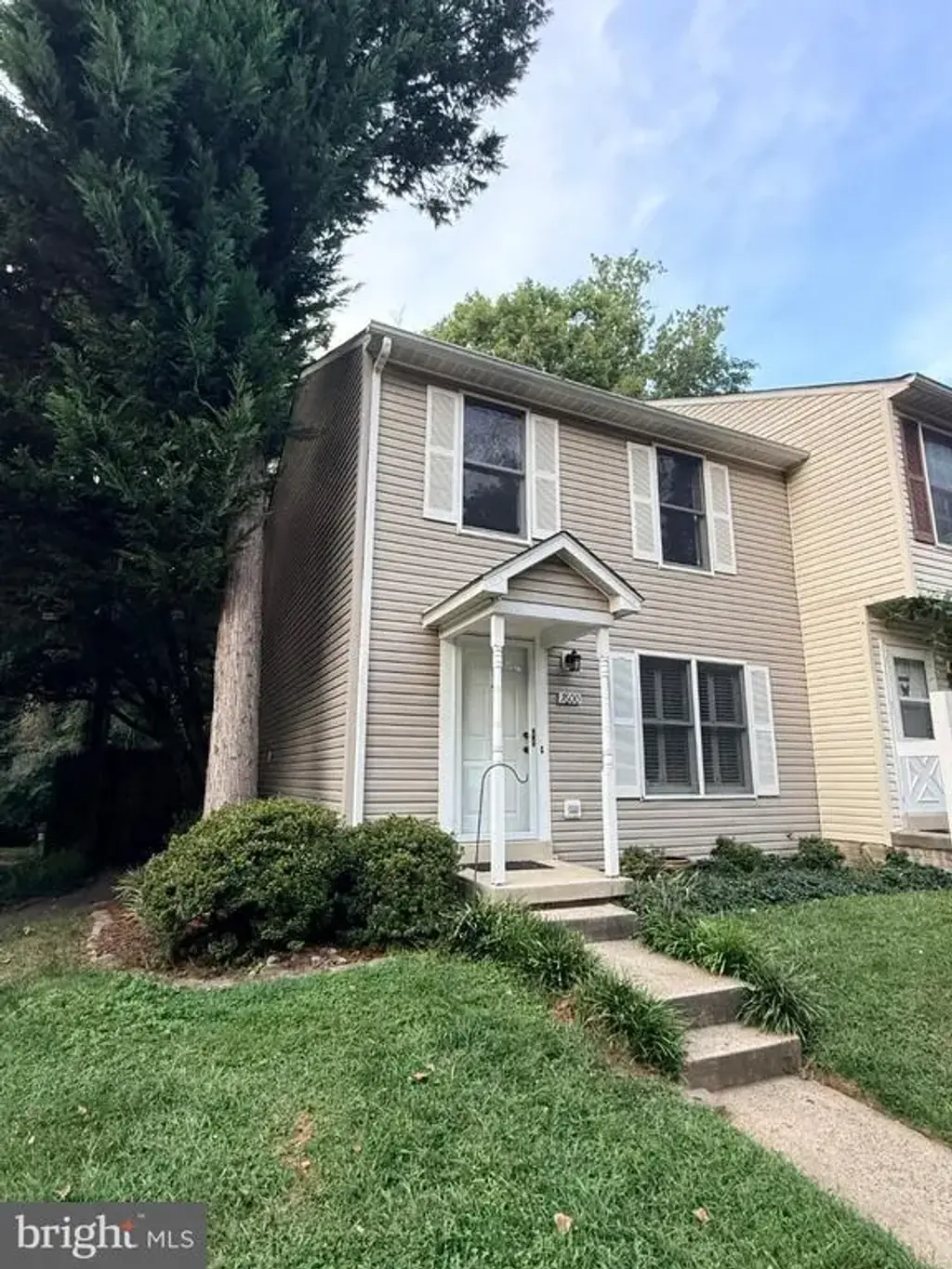 7600 Wood Mist Ln, FALLS CHURCH