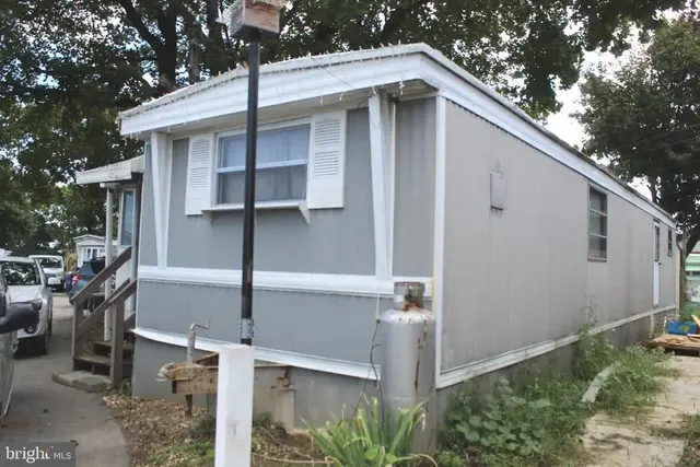 2868 Terry Ln, Lancaster