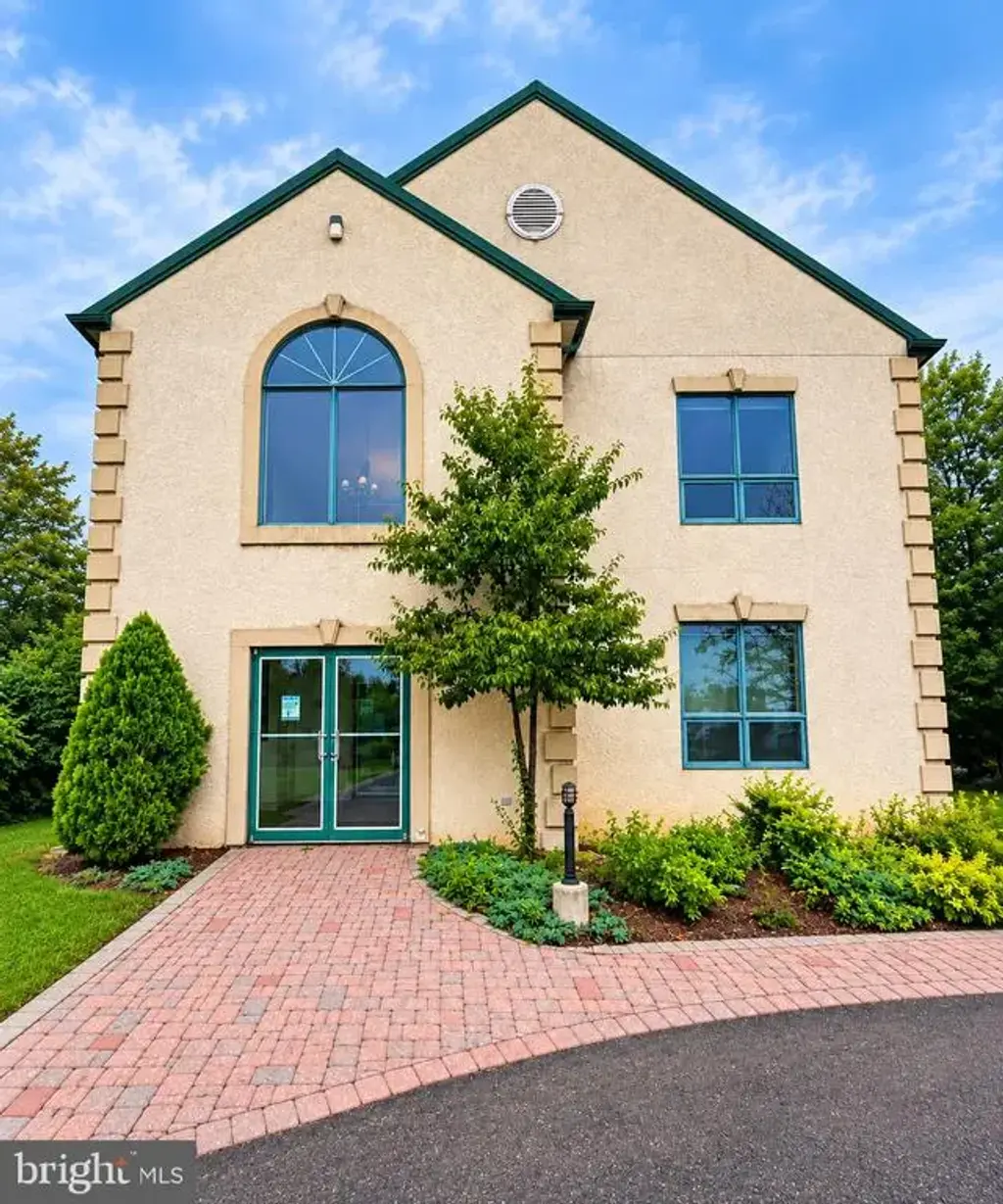 2621 N Broad St #second Floor, HATFIELD