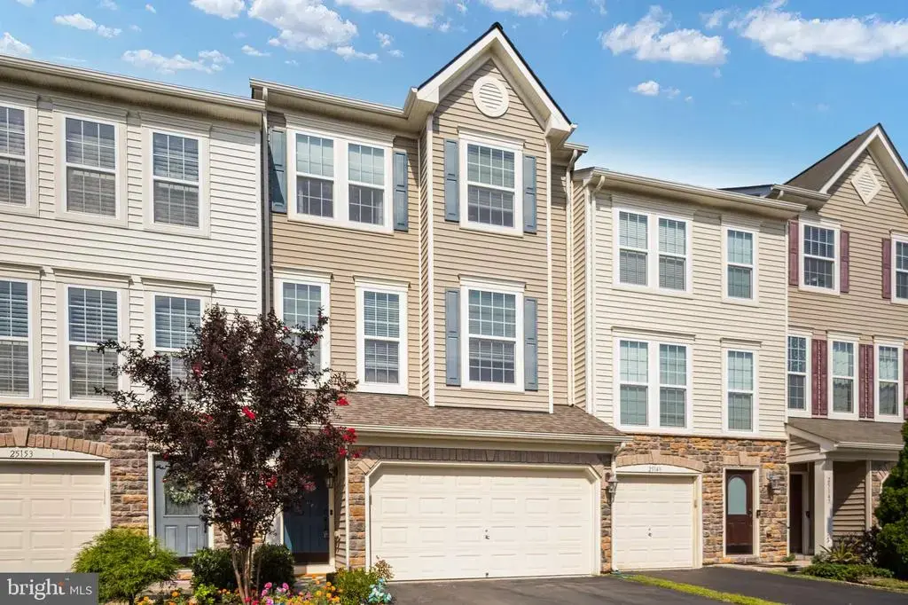 25151 Sweet Myrtle Sq, ALDIE