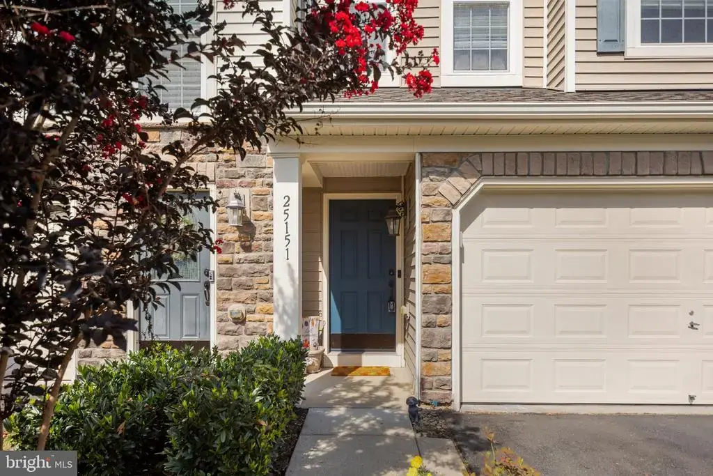 25151 Sweet Myrtle Sq, ALDIE