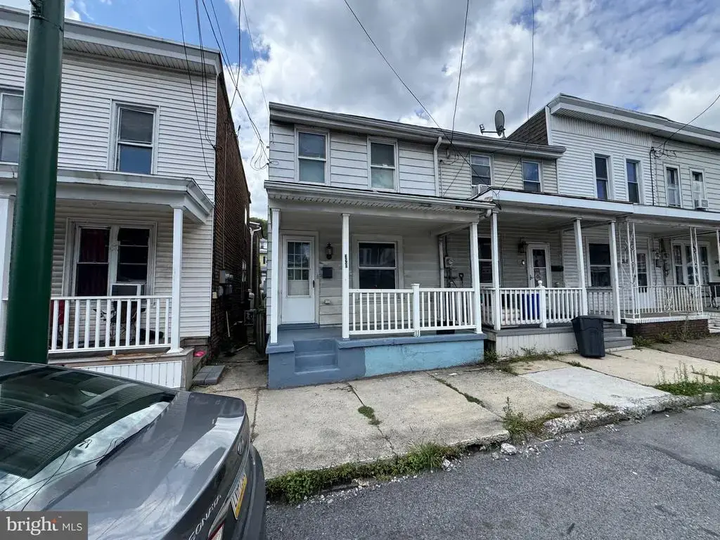 302 S 2nd St, SAINT CLAIR