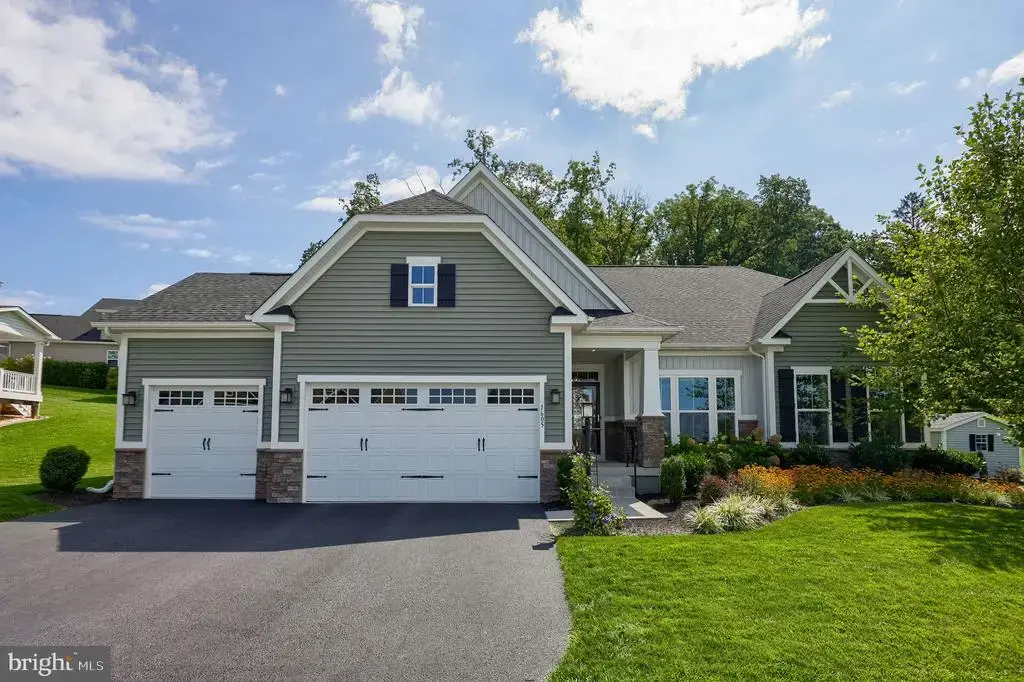 1605 River Birch Cir, YORK
