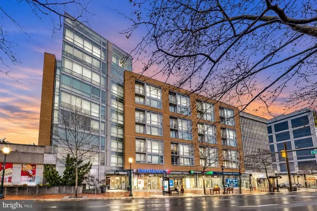6820 Wisconsin Ave #5007, BETHESDA