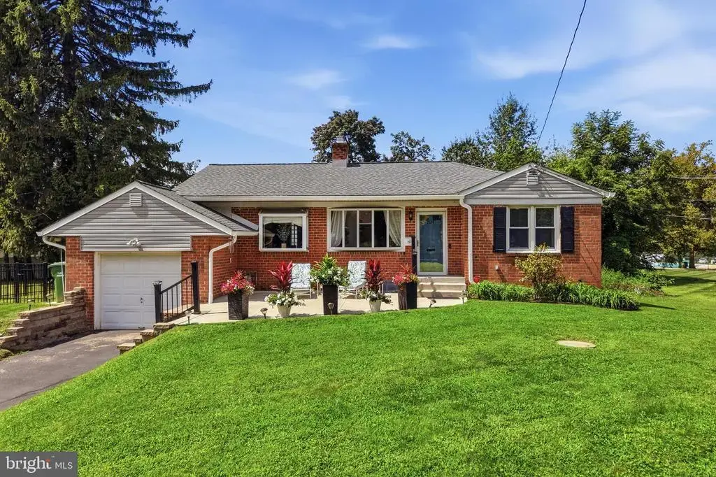 1524 S Limekiln Pike, DRESHER