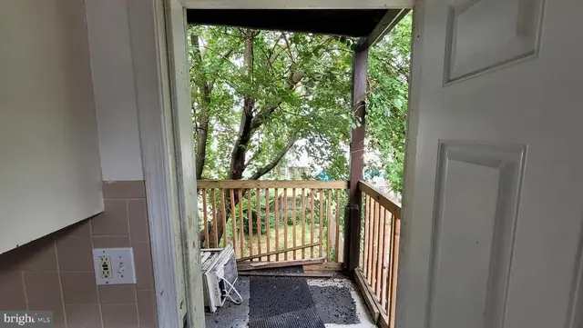 410 N 6th St #2r, Reading