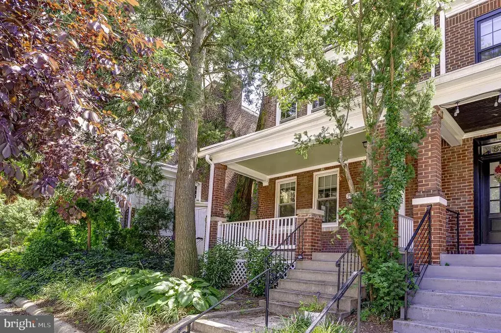 3712 Garfield St Nw, WASHINGTON