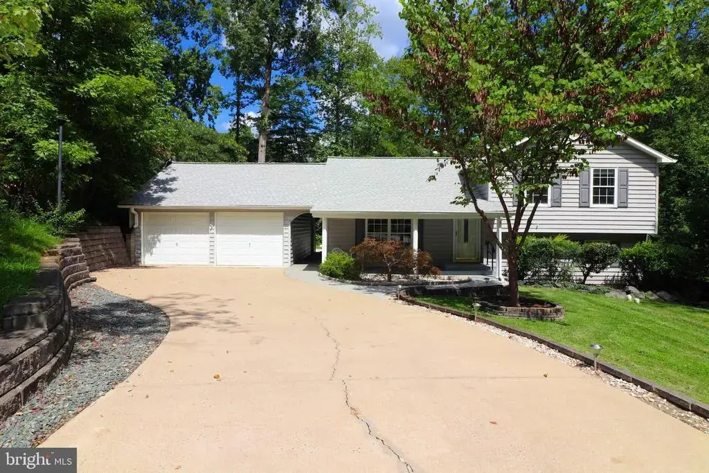6 Craftsman Ct, STAFFORD