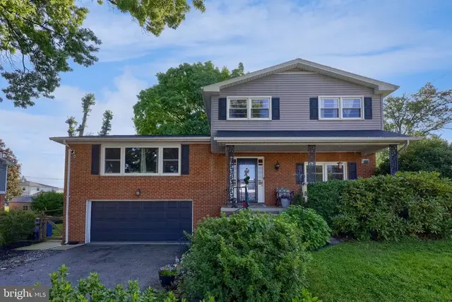 445 Ivory Rd, York
