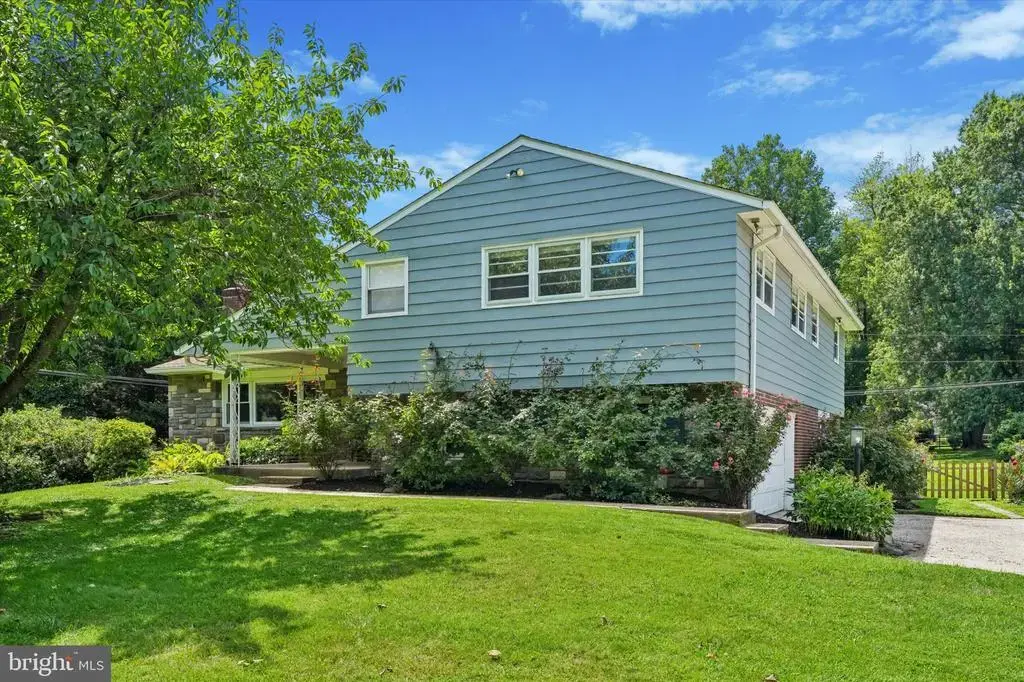 1910 Stone Ridge Ln, VILLANOVA