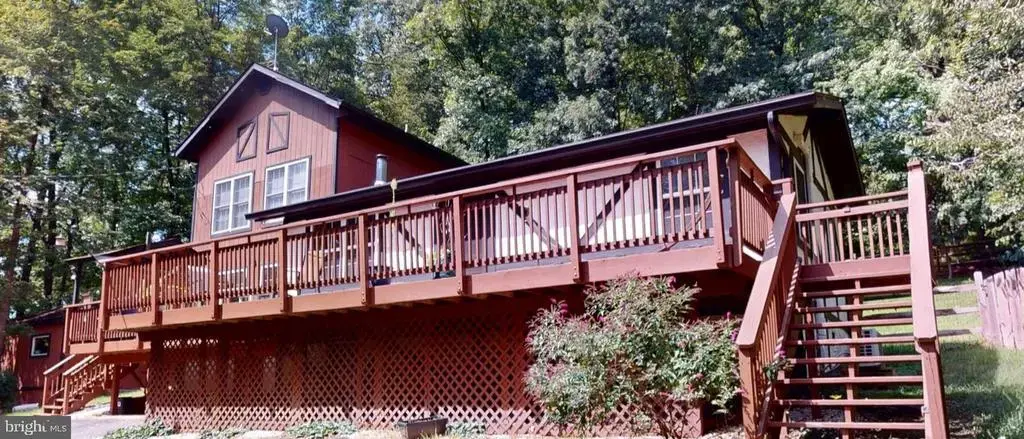 104 Laurel Ln, BLUEMONT