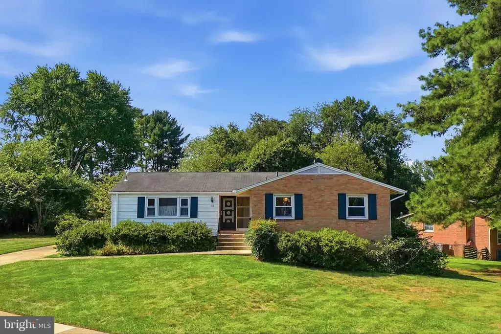 508 Roberts Dr Nw, VIENNA