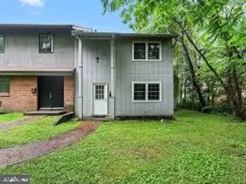 133 Woodlake Dr, CHARLOTTESVILLE