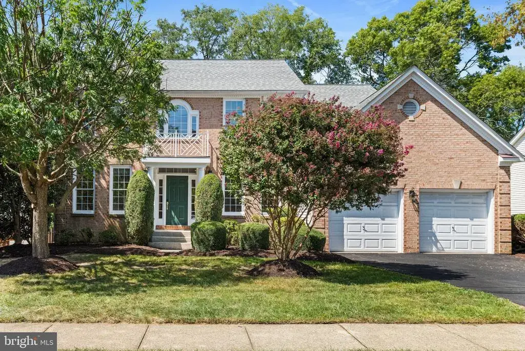 1944 Lord Fairfax Rd, VIENNA