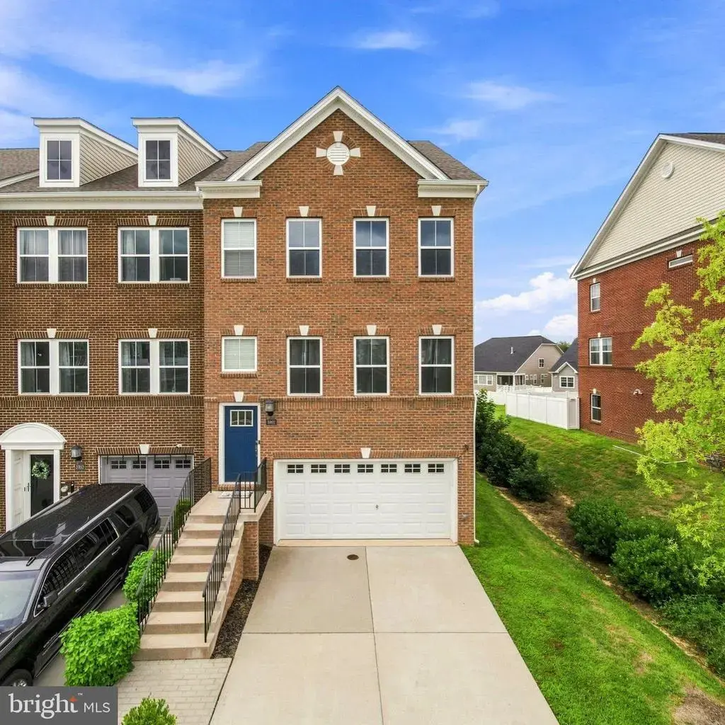 5962 Kate Chopin Pl, WHITE PLAINS