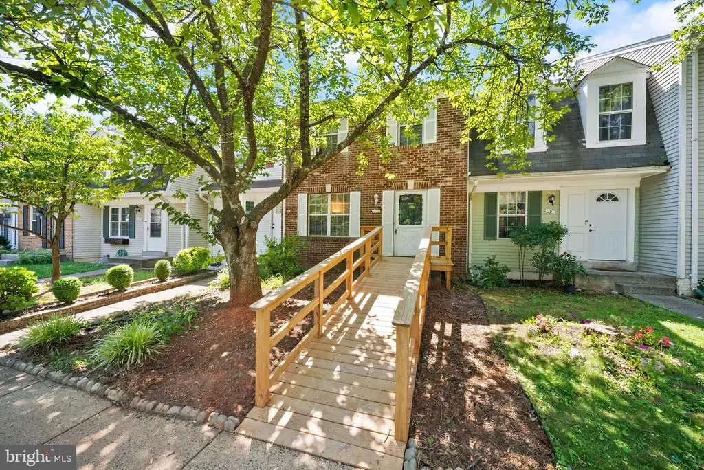 10 Redlin, STERLING