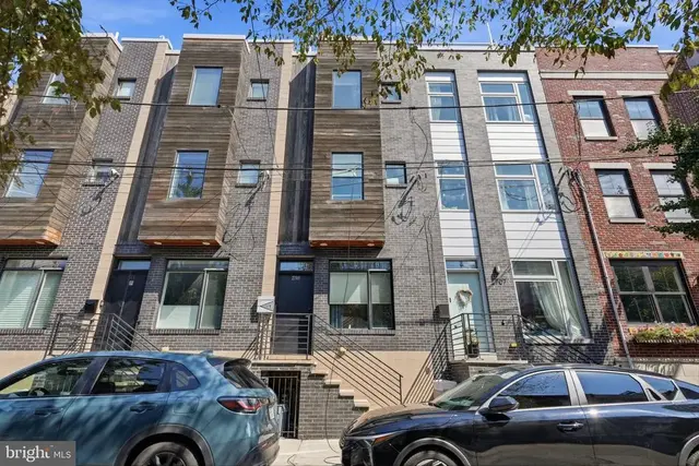 2709 Cambridge St, Philadelphia