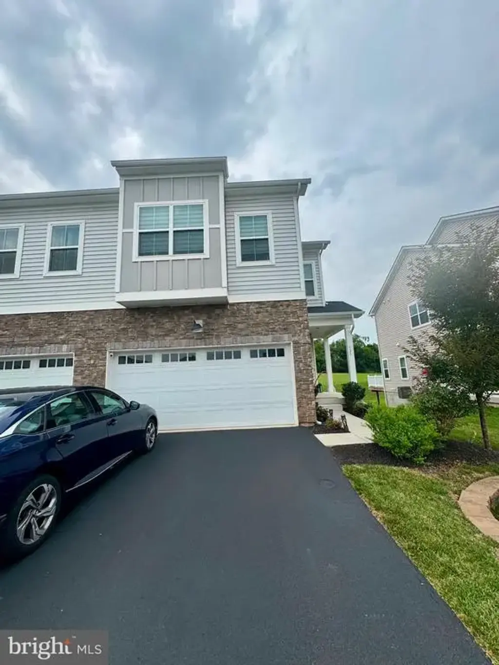 525 Buttonwood St, SPRING CITY