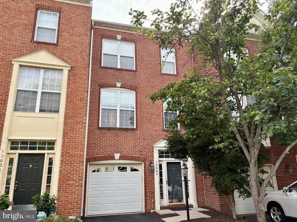 13002 Park Crescent Cir, HERNDON