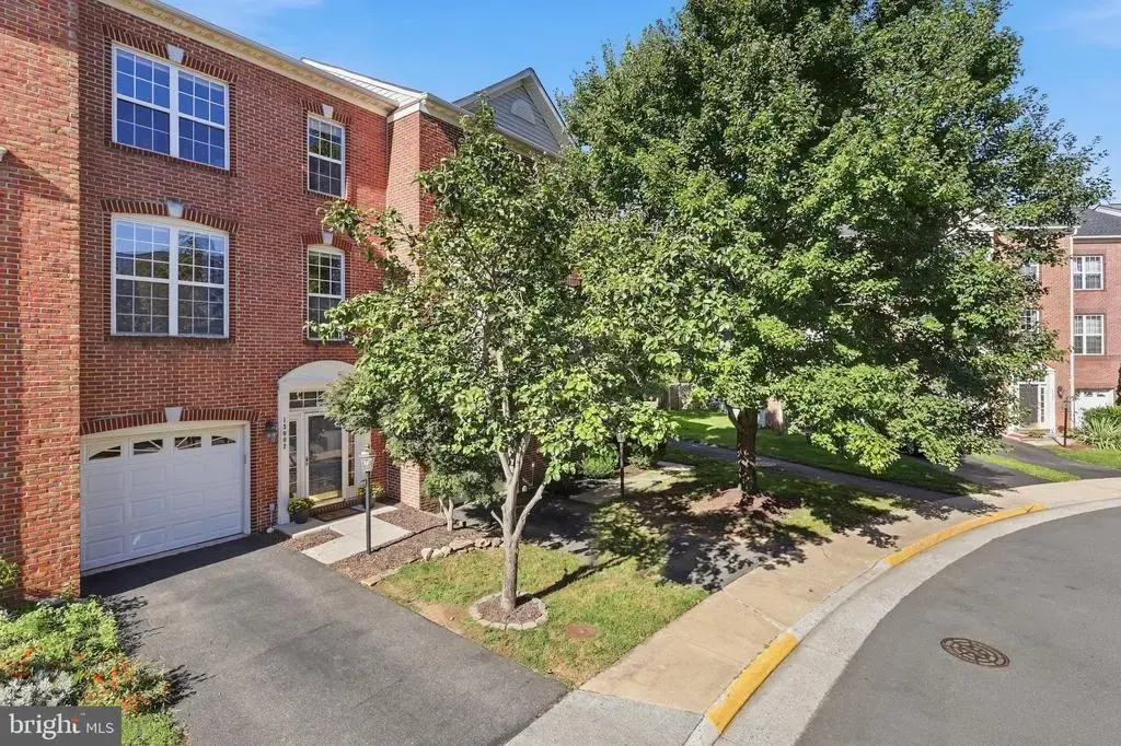 13002 Park Crescent Cir, HERNDON