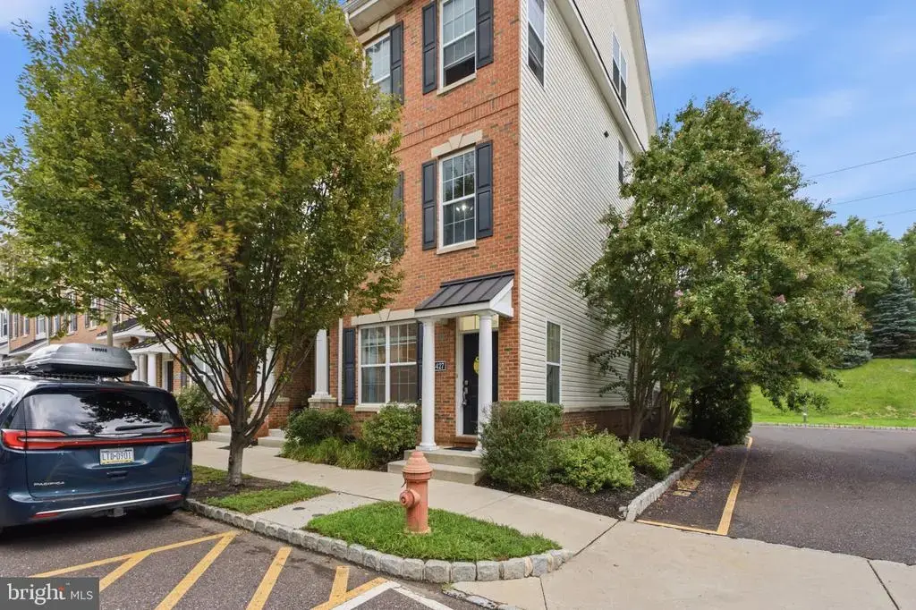 4427 Driftwood Dr #105, PHILADELPHIA