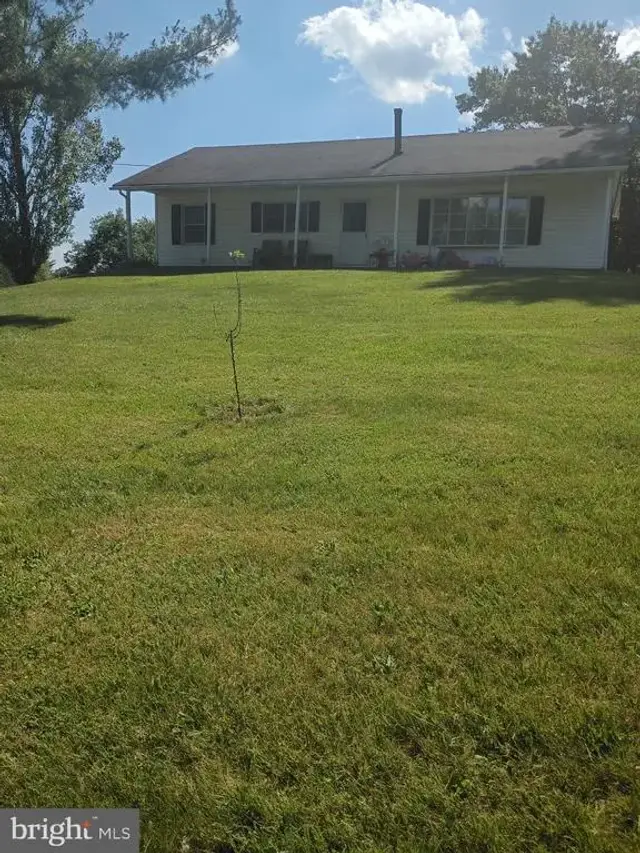 479 Perry Rd, Winchester