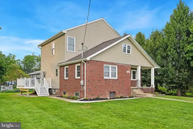2924 June Ave, Bensalem