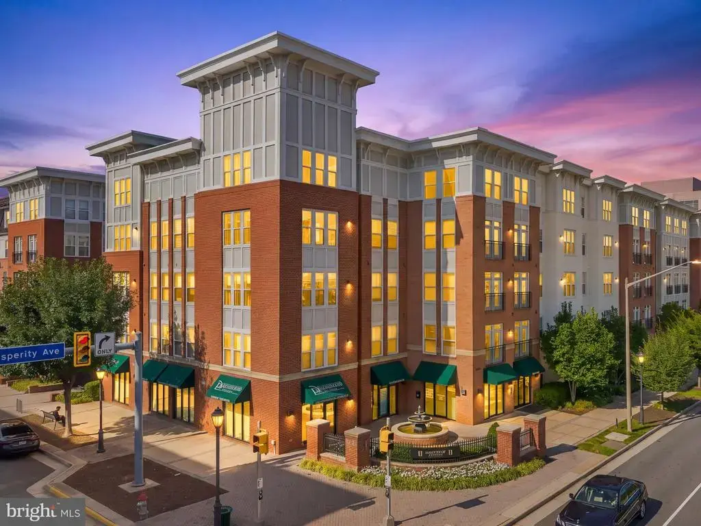 2665 Prosperity Ave #224, FAIRFAX
