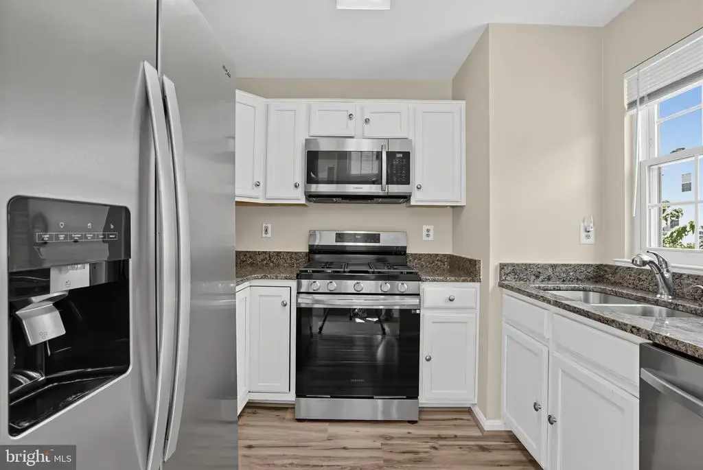 46051 Marble Ter, STERLING